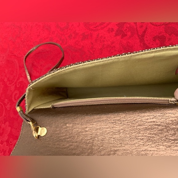 Vintage Bueno purse metallic mesh overlay snap‎ button closure - Picture 7 of 10